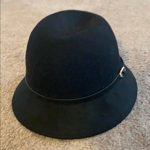 Black felt old fashioned winter hat